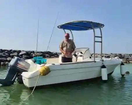 Bateau à Moteur 620 M Loisir Peche0