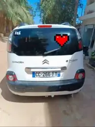 Citroen Picasso 2013 Venant à Dakar