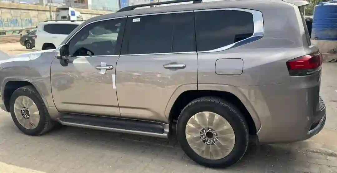 Toyota Land Cruiser VXR Année 20240