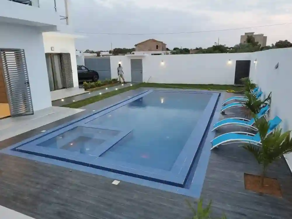 Villa Meublée 5 chb à Louer à Saly - Vue 1