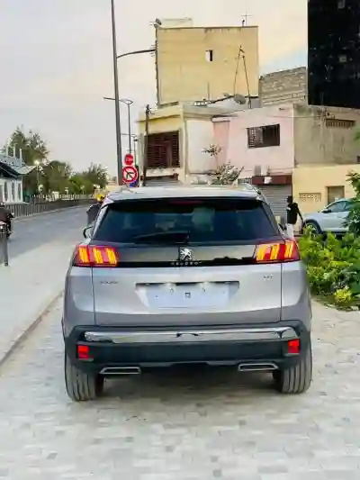 Peugeot 3008 GT 2022 Venant à Dakar - Vue 2