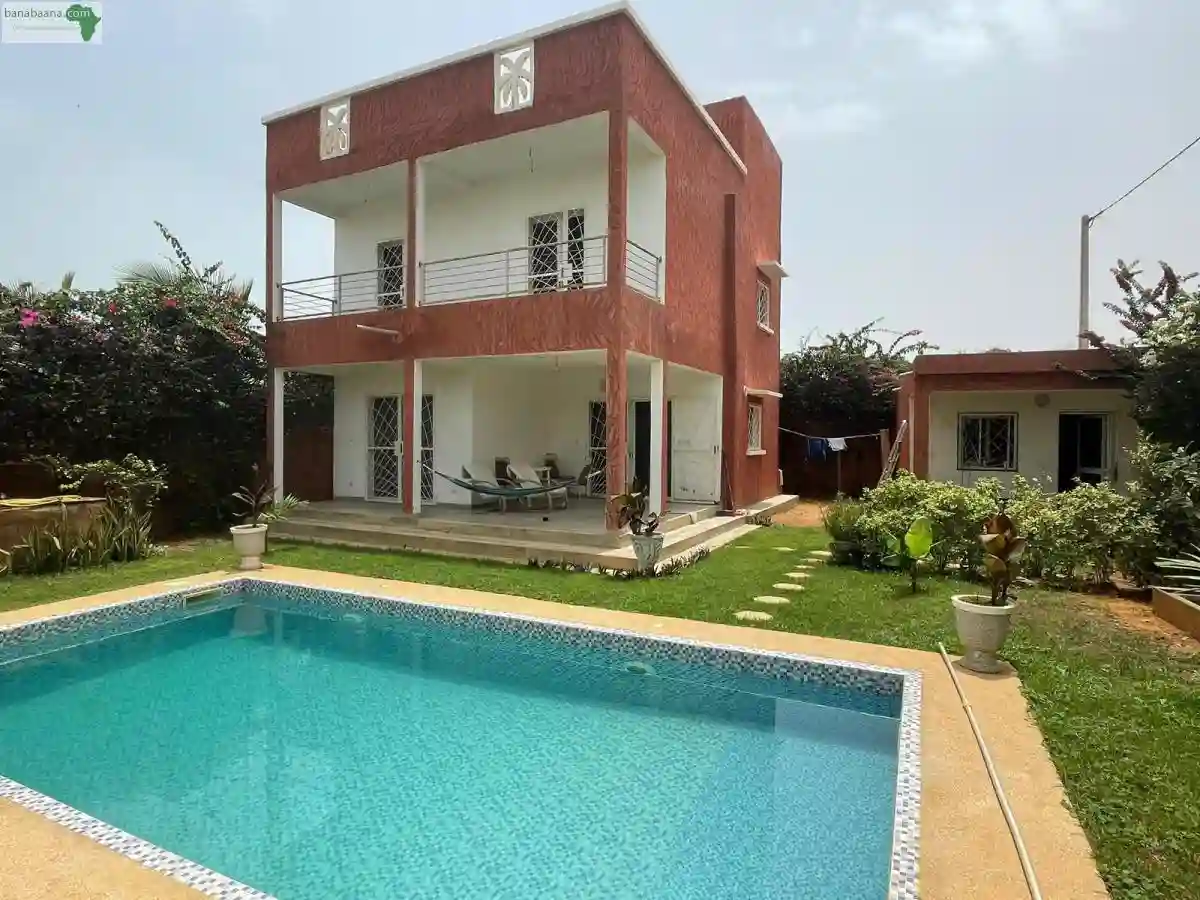Maison de 3 Chambres à Vendre à Kanda Sén� - Vue 4