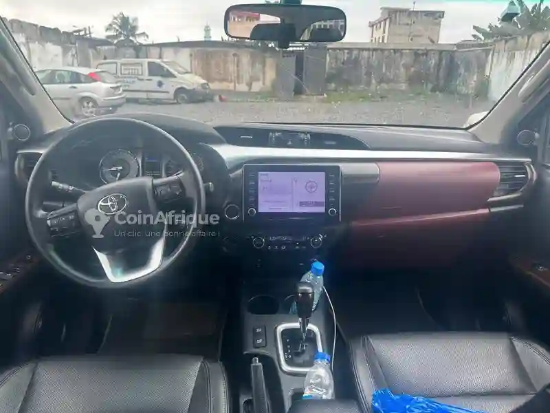 Toyota Hilux 2022 - Vue 5