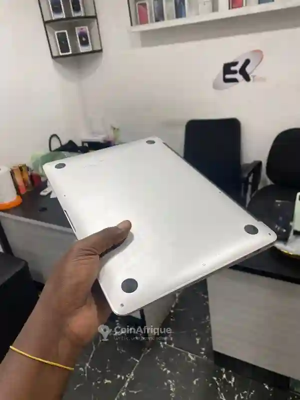 Ordinateur Macbook air - Vue 1