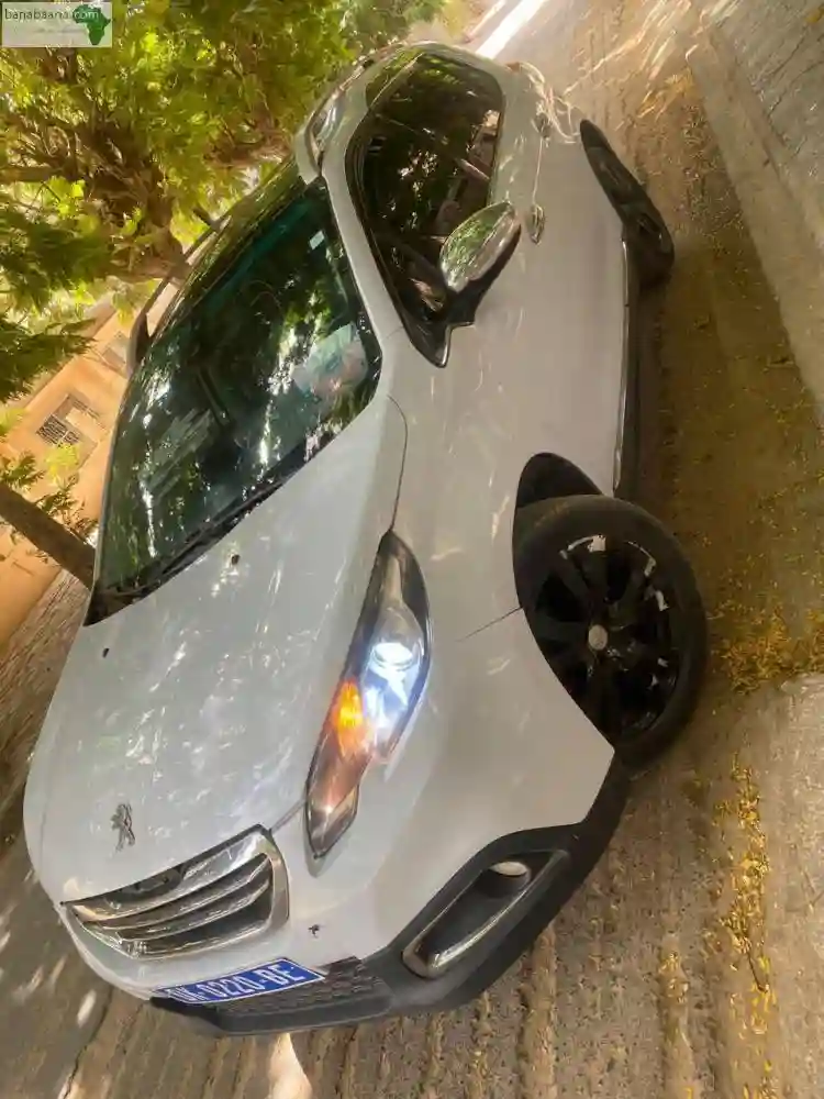 Peugeot 2008 Année 2014 - Vue 1
