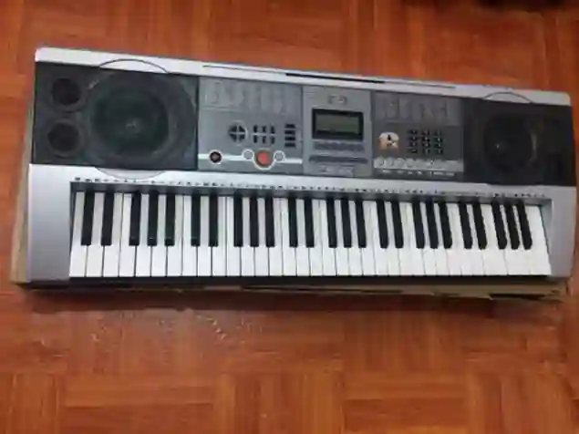 Piano Mk-8050