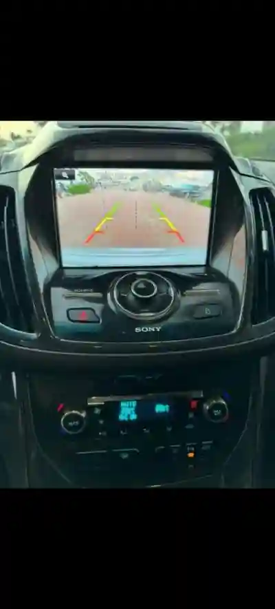 Ford Escape 2015 Titanium à Dakar - Vue 1
