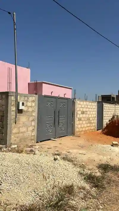 Maison à Louer à Ngaparou Sénégal à Mbour - Vue 1