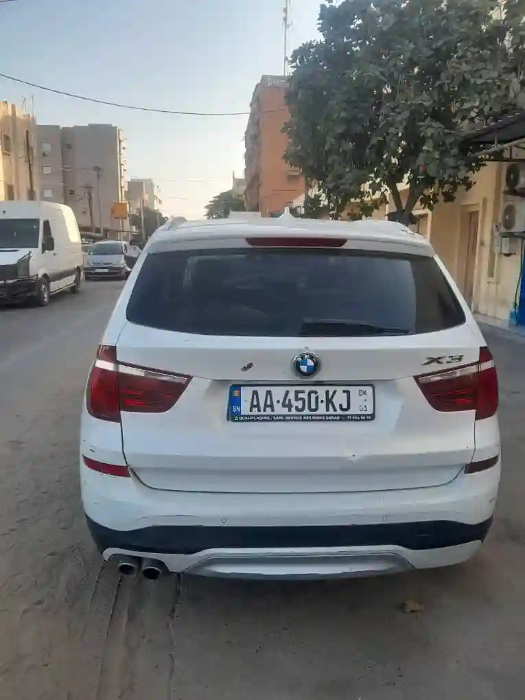 BMW X3 2015 - Vue 2