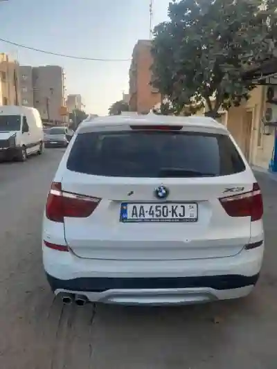 Wanter BMW X3 2015 à Dakar - Vue 2
