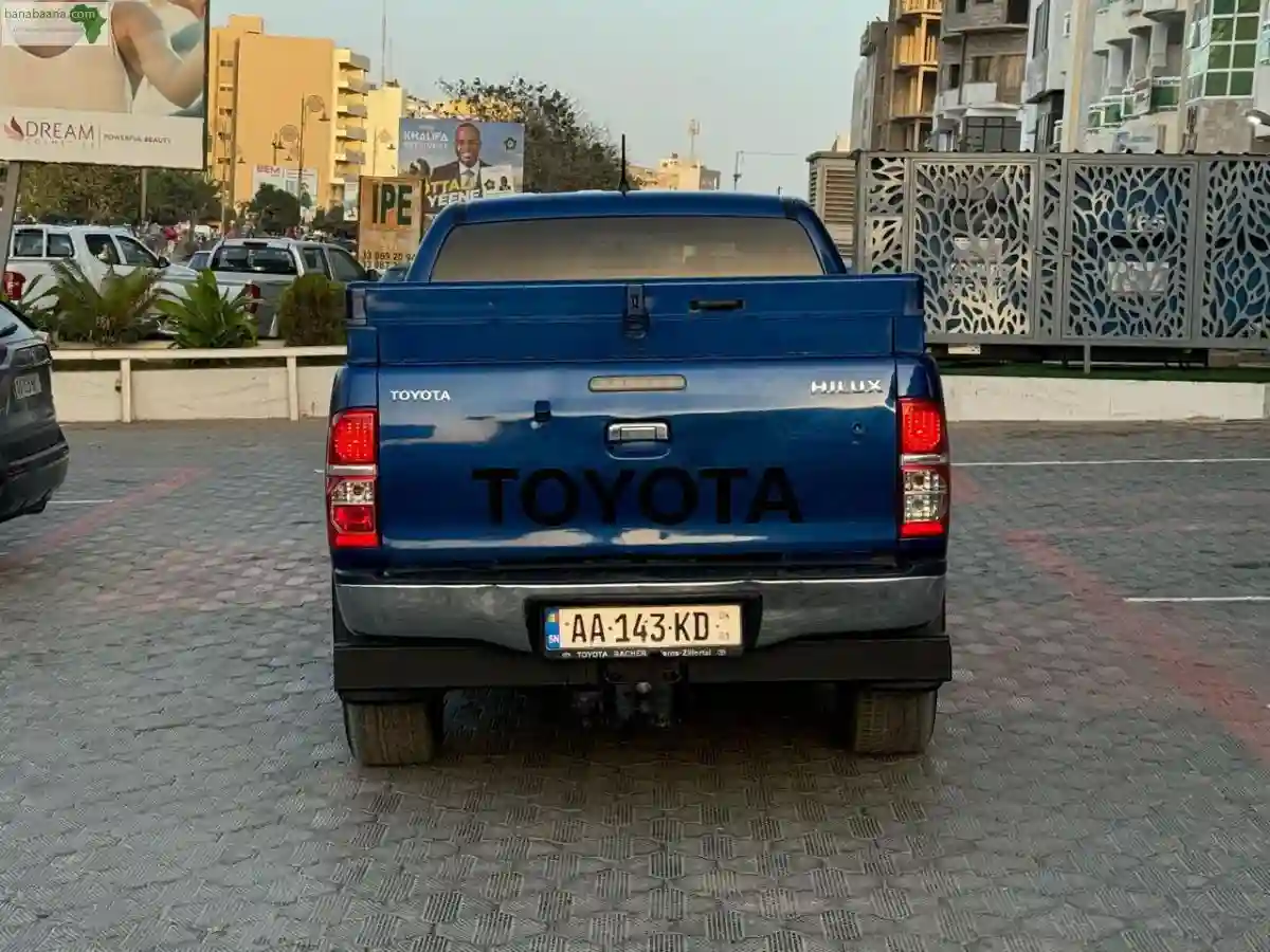 Toyota Hilux Année 2015 - Vue 3