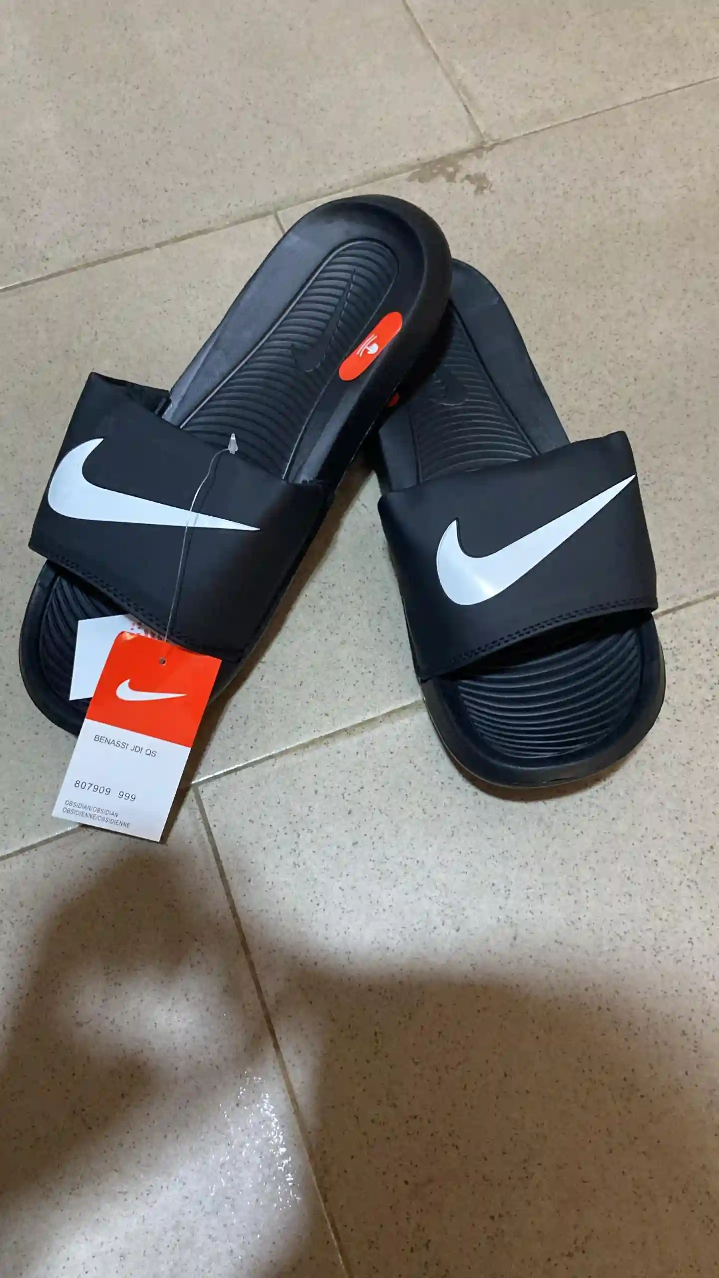 Sandales Nike - Vue 1
