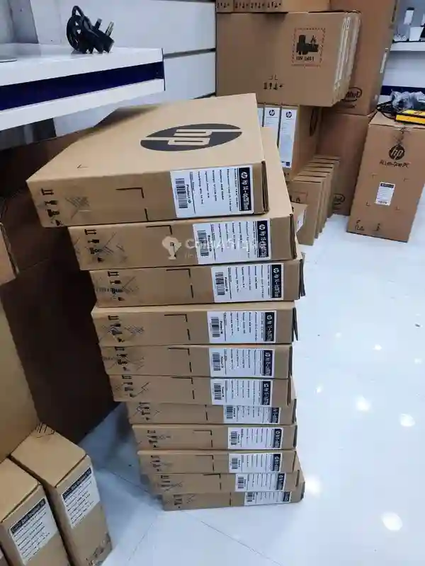 PC HP Notebook 14 15 Core i5 11th gen 8go ram 512g ssd - Vue 3