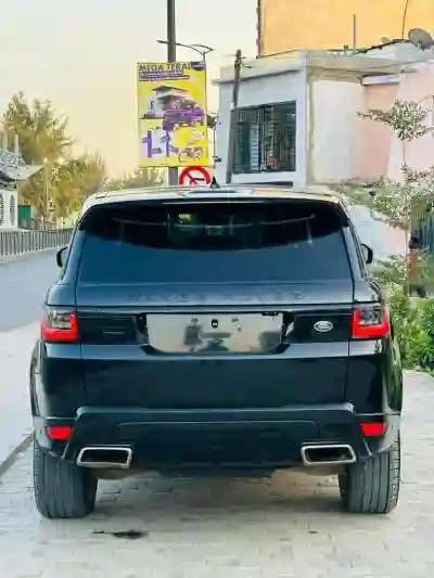 Range Rover Sport 2019 Venant à Dakar - Vue 3