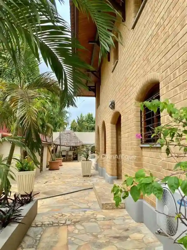 Location Villa 5 Pièces - Cocody Riviera 4 - Vue 3