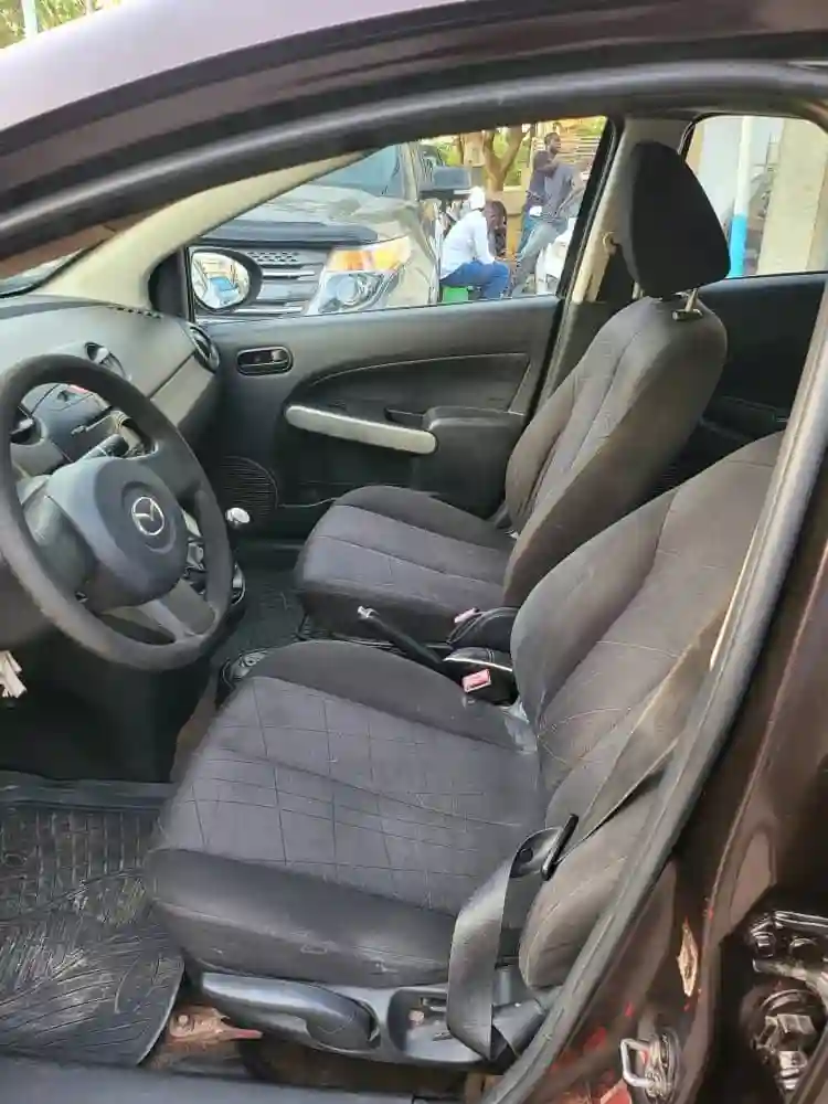 Mazda 2 2011 - Vue 2