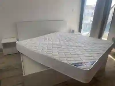 Lits en Bois Blancs + Chevets Promo Noel18 à Dakar