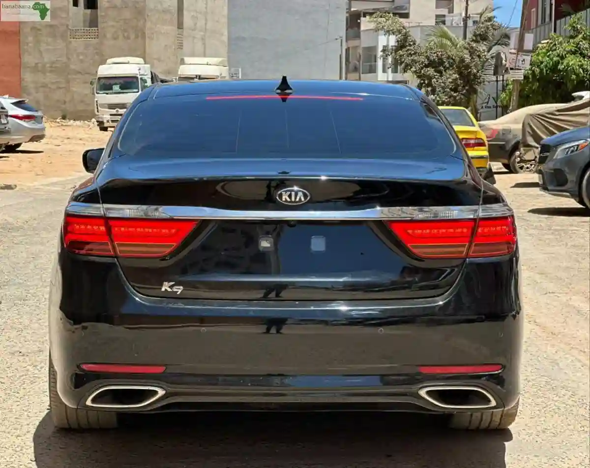 KIA K9 2016 - Vue 3