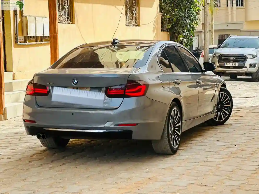 Bmw 328i Année 2014 - Vue 2