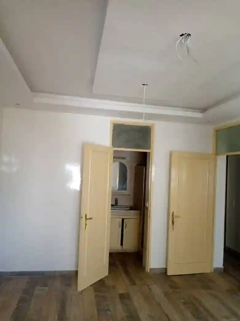 Appartement Spacieux à Louer - Vue 2