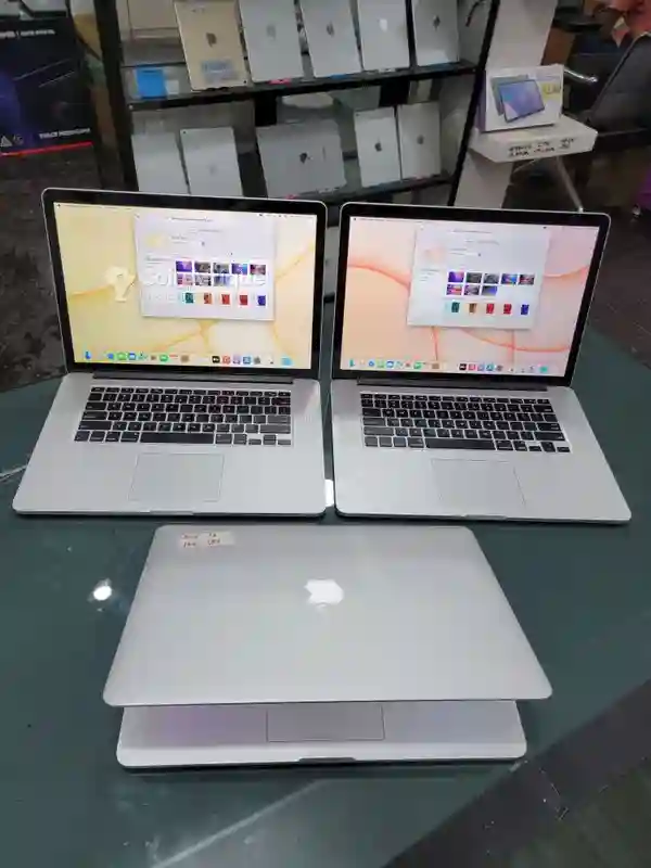 Macbook pro Retina 2015 15 Pouce - Vue 4