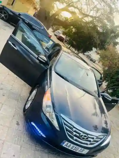 Hyundai Sonata 2012 à Dakar - Vue 2
