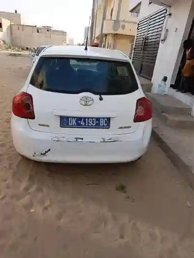Toyota Auris 2008 à Dakar - Vue 2