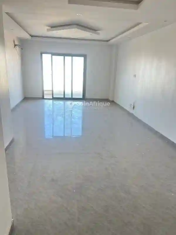 Location Appartement 4pièces - Point E - Vue 2