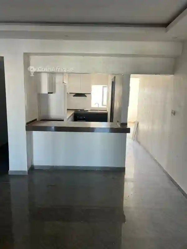 Location Appartement 4pièces - Point E - Vue 4