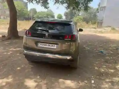 Peugeot 3008 Venant 2019 à Ziguinchor - Vue 1