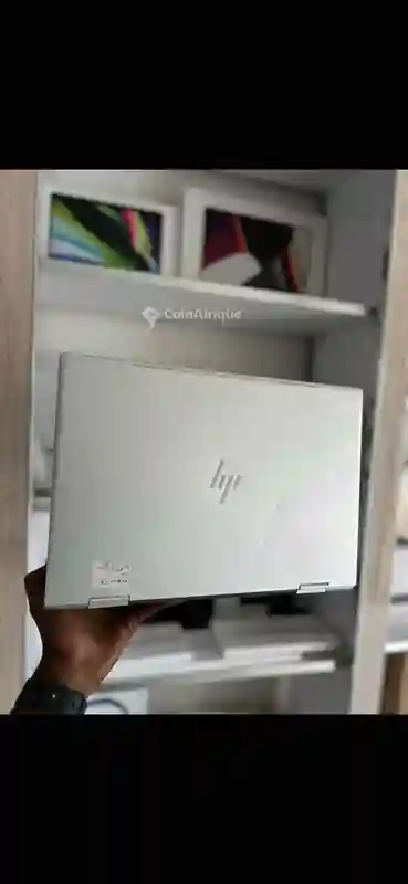 HP Envy X360 15 Pouces - i5 8th | 8gb ram | 256 - Vue 2