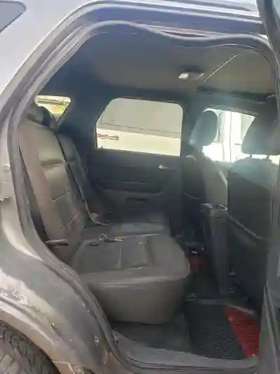 Ford Escape 2012 à Dakar - Vue 1