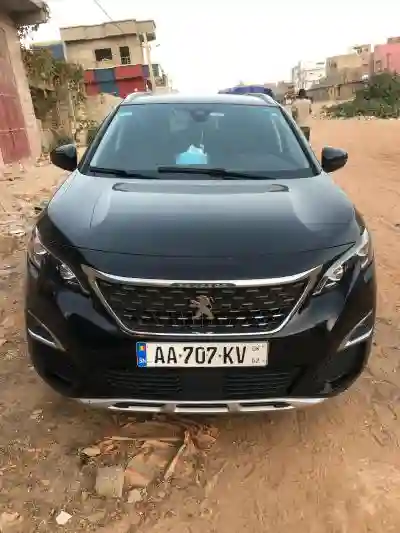Peugeot 5008 2018 à Dakar - Vue 2