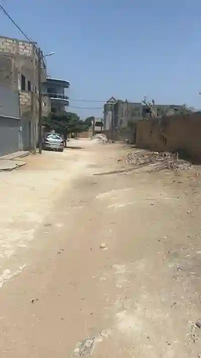 Terrain 350 Mètres Carrés à Vendre à Mbour Sé à Mbour - Vue 1