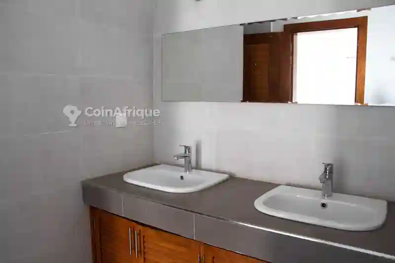 Location Appartement 4 Pièces - Almadies - Vue 1
