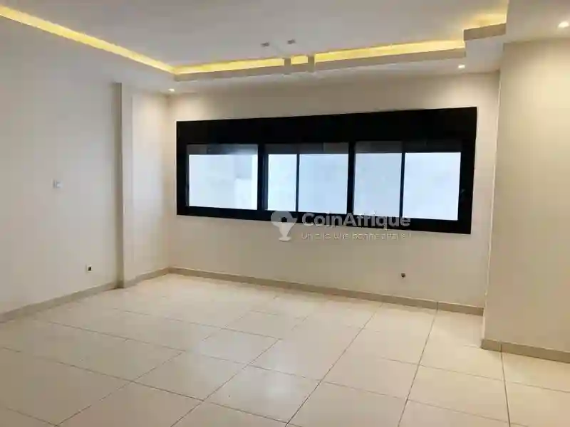 Location Appartement 4pièces - Mermoz Pyrotechnie - Vue 3
