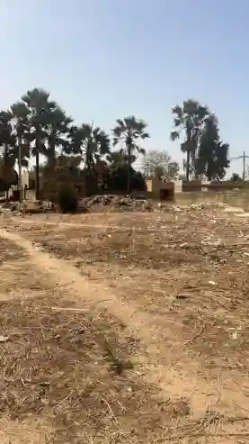 Terrain de 600 Mètres Carrés à Vendre à Saly Sénégal - Vue 2