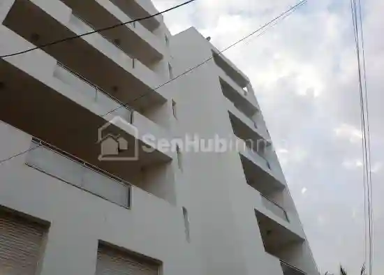 Immeuble à Louer à Ngor Almadies - Vue 1