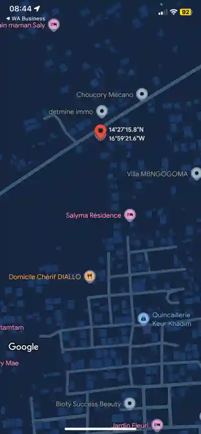 Terrain 300 Mètres Carrés à Vendre à Saly Sé à Mbour - Vue 3