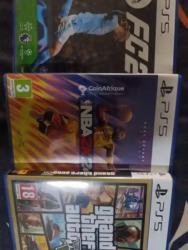 PS5 Slim 1tera + 3 Jeux - Vue 1