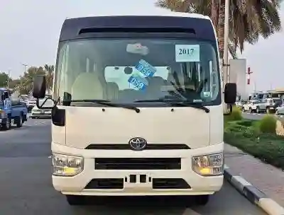 Location DE BUS Toyota Coaster 30 Places à Dakar - Vue 2