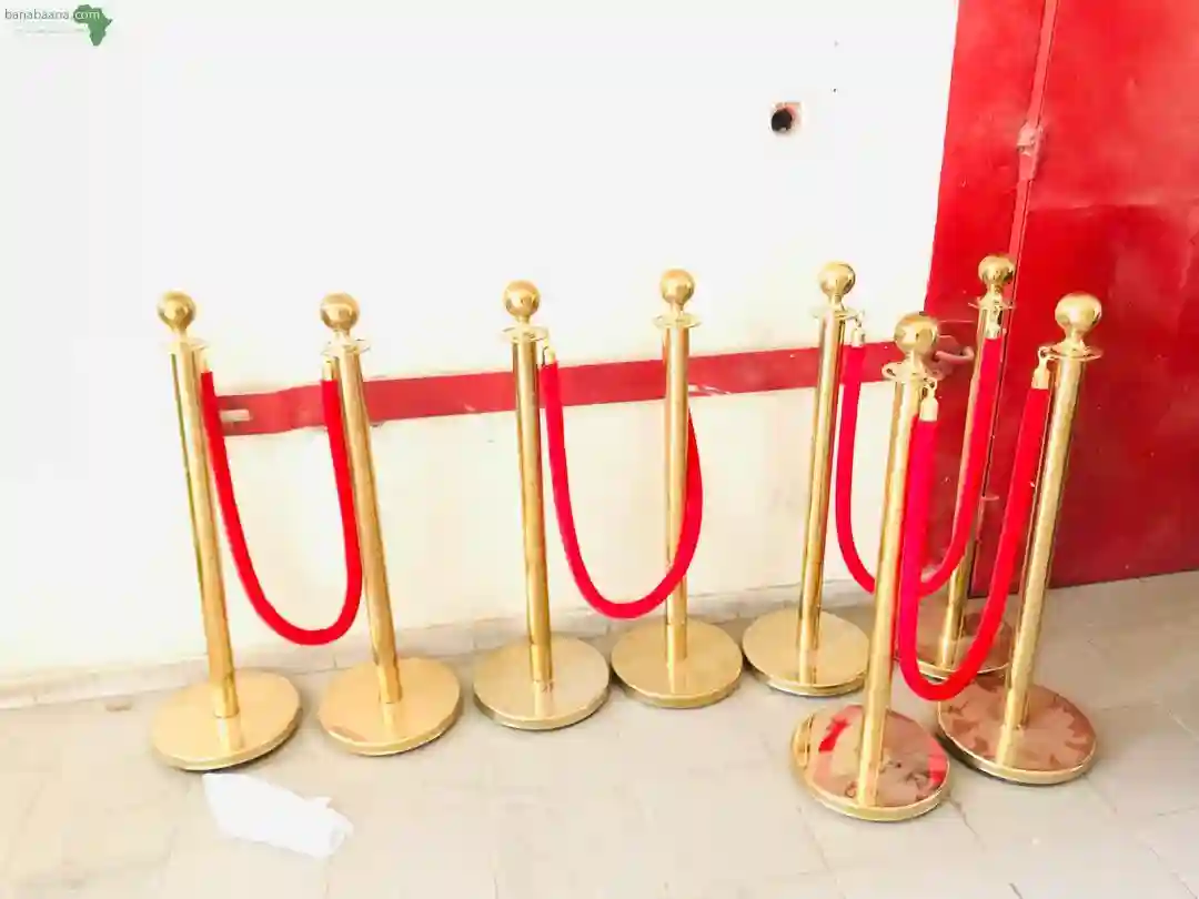 Location DE Potelets ET Tapis Rouge Pour Tous - Vue 1