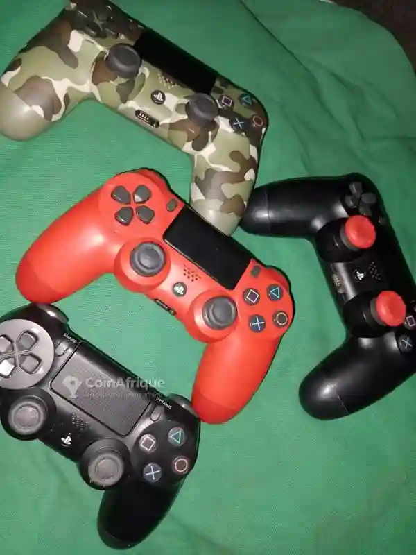 Manette de jeu - Vue 1