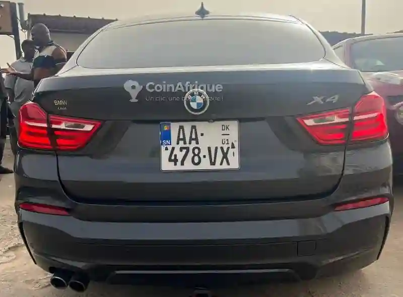 BMW X4 2017 - Vue 3