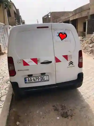 Citroen Berlingo 2021 à Rufisque - Vue 1