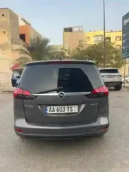 Opel Zafira 2016 à Dakar