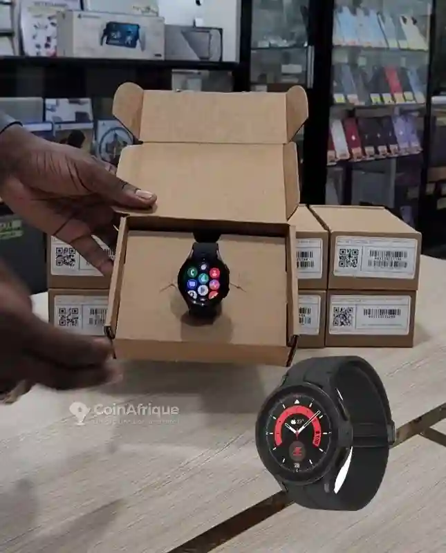 Samsung Galaxy Watch 5 Pro 45mm - Vue 2