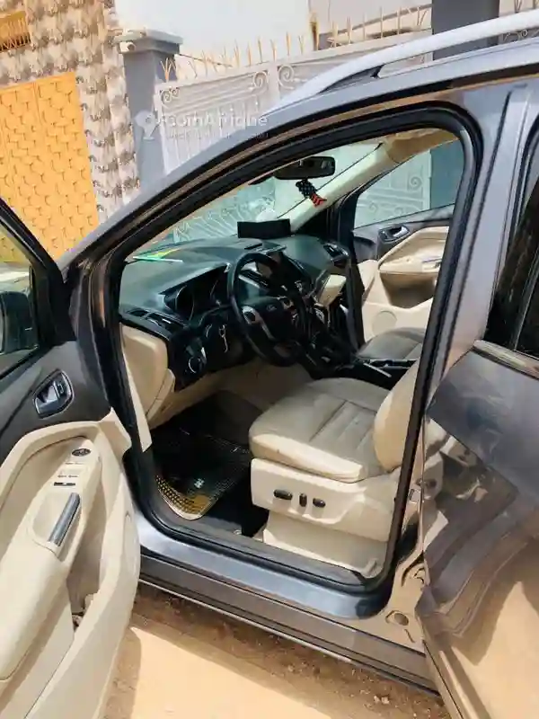 Ford Escape 2014 - Vue 1