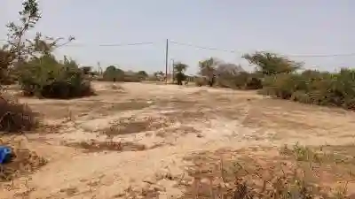 Terrain 150 Mètres Carrés à Vendre à Bambilor à Dakar - Vue 2