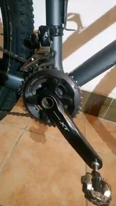 Velo VTT Giant Terrago Comme Neuf 100 Aluminium à Dakar - Vue 3